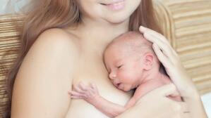 El método canguro disminuye el estrés en el prematuro y favorece las conductas de apego materno