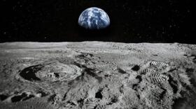 Buscando agujeros negros… en la Luna