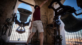 Por qué doblan las campanas