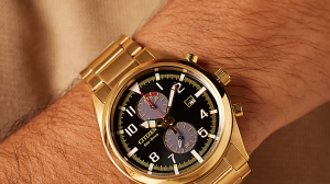 Un reloj que funciona con luz, elegante, resistente y para todo: así es el Citizen que arrasa