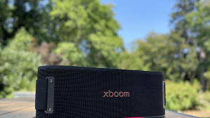 LG tiene el altavoz que buscas: 8 opciones para subir el volumen en casa, jardín o donde quieras