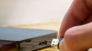 Cómo dejar de pagar 40 euros al mes en nube y guardar tus fotos en casa: ocupa menos que un móvil