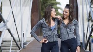 Los ejercicios de las gemelas Pin que cambian el cuerpo en un mes