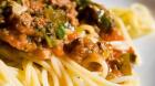 Prueba estos deliciosos tallarines con atún fresco y tomate al pesto