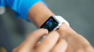 Smartwatch mujer: el complemento perfecto para lucir en la muñeca