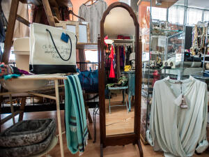 De tiendas por Sevilla: AR