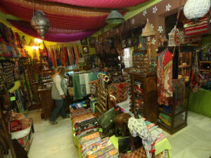 De tiendas por Sevilla: Cínngara