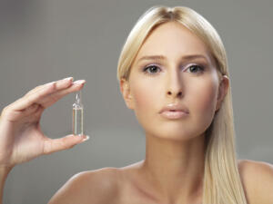 ¿Por qué usar ampollas flash antes de un maquillaje especial?