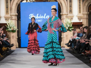 We Love Flamenco 2018: Fabiola lleva los patios de Córdoba y Sevilla a los trajes de flamenca