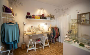 De tiendas por Sevilla: La Ventana Shop