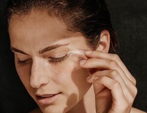 Los parches de ojos más interesantes para cuidar tu mirada