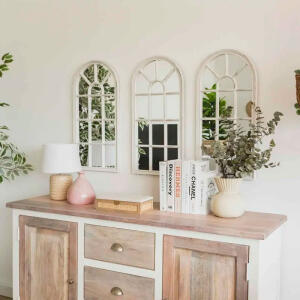 8 espejos ventana baratos para sumarte a la tendencia y elevar el nivel de tu decoración