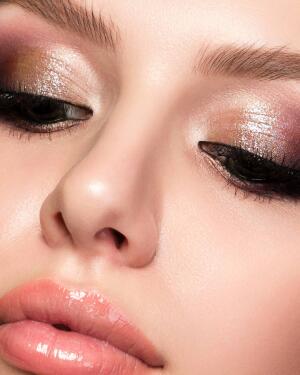 Maquillaje en tendencia para la temporada de bodas, bautizos y comuniones 2023