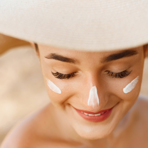 Días de solazo, seis imprescindibles para preparar tu piel