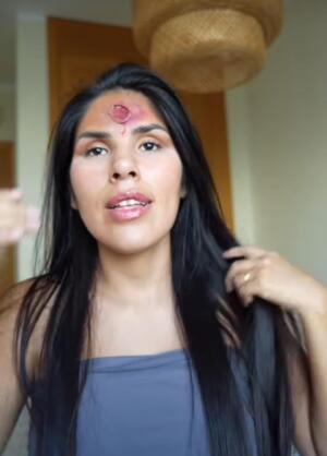 Isa Pantoja sorprende con un ingenioso maquillaje para Halloween en plena luna de miel en Kenia