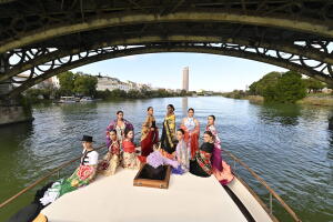 Simof 2024: Pasión por la tradición de la moda flamenca en un espacio de vanguardia