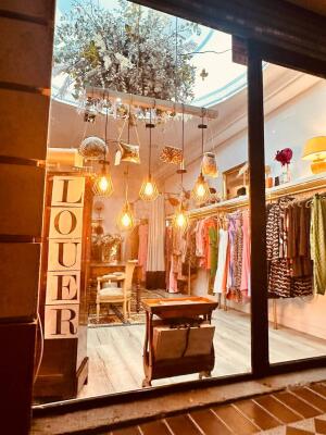 Louer, la nueva tienda de moda de alquiler en Sevilla para vestir de alta costura a partir de 30 euros