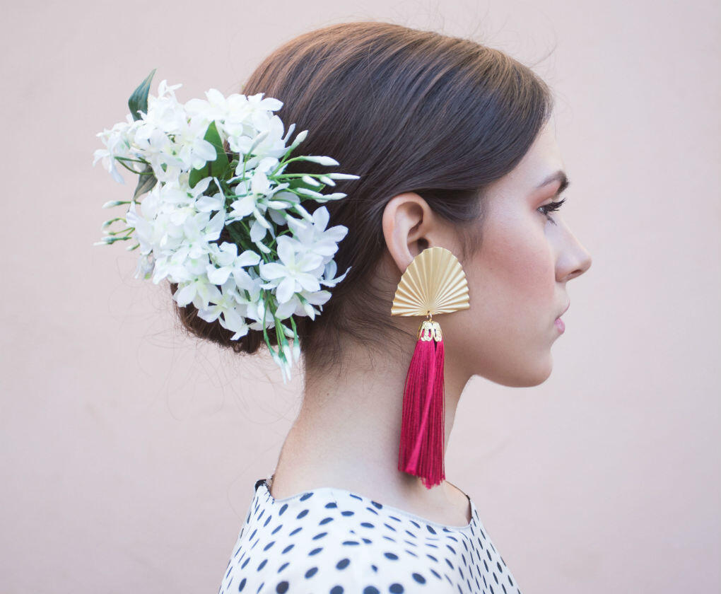 11 formas de ponerte las flores de flamenca para la Feria de Abril 2018 Bulevar Sur 11 formas de ponerte las flores de flamenca para la Feria de Abril 2018 Bulevar Sur